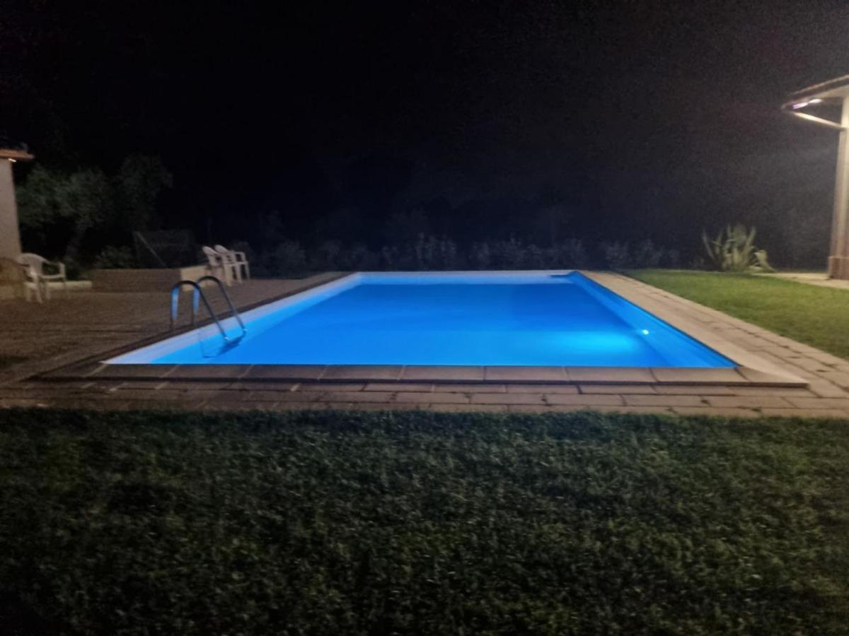 Accogliente Villa Con Piscina カルタジローネ エクステリア 写真