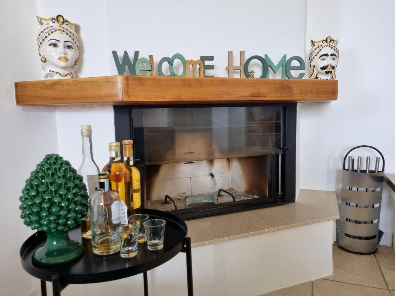 Accogliente Villa Con Piscina カルタジローネ エクステリア 写真
